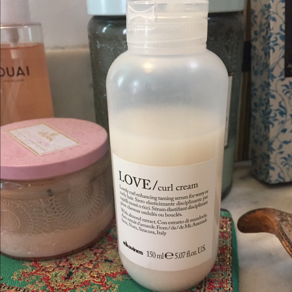 SOLD Davines LOVE / curl cream